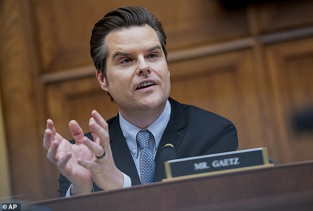 El representante Matt Gaetz, republicano por Florida, habla en el Capitolio en Washington, el 12 de marzo de 2024. Renunció a su escaño en la Cámara el miércoles inmediatamente después de ser nominado por Donald Trump para ser fiscal general.