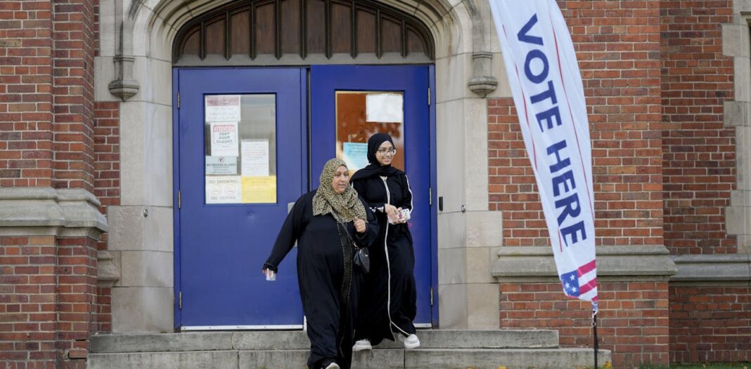 Los votantes en los bastiones árabe-estadounidenses probablemente inclinaron a Michigan a favor de Trump
