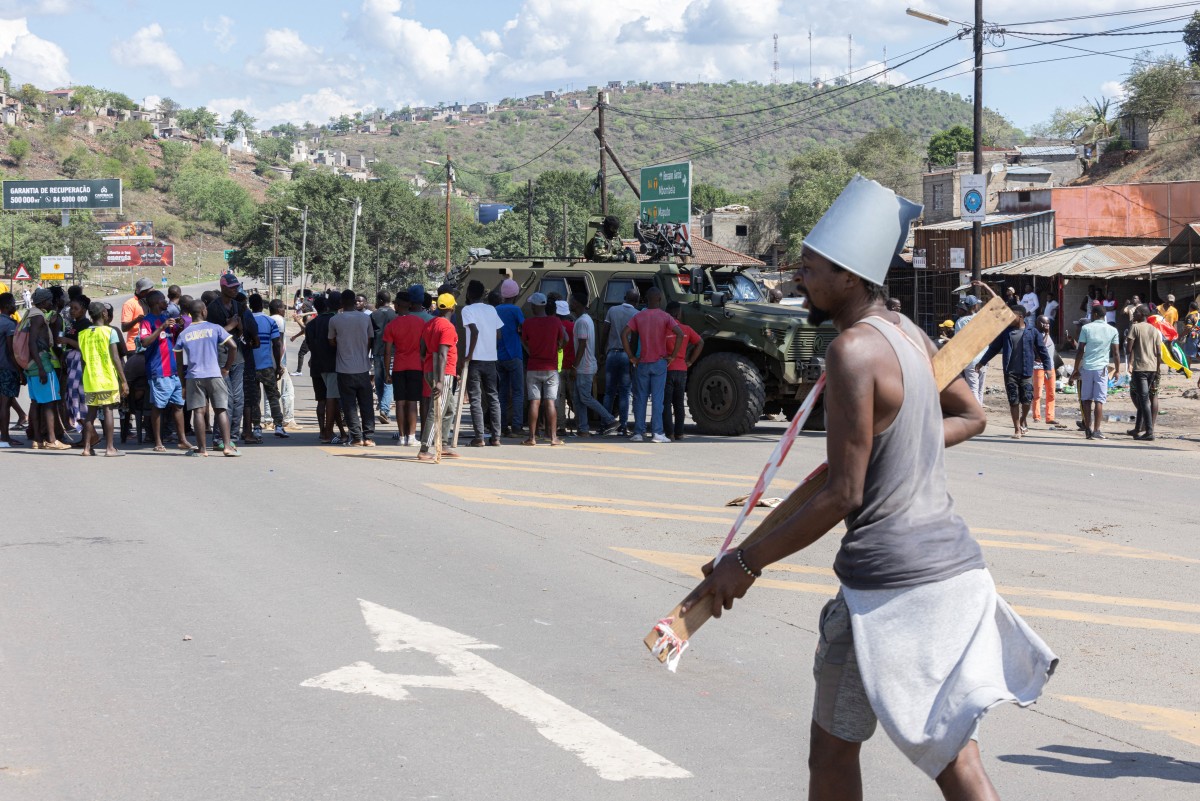 Nuevas protestas en Mozambique y cierre de la frontera con Sudáfrica | El guardián Nigeria Noticias
