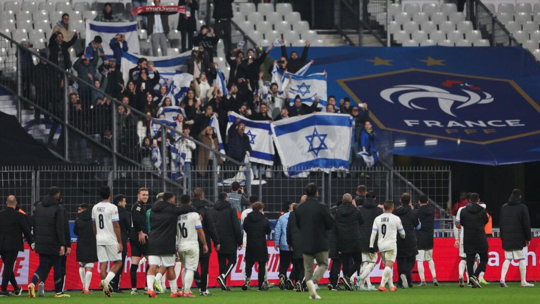 Partido Francia-Israel marcado por riñas, abucheos y una asistencia récord
