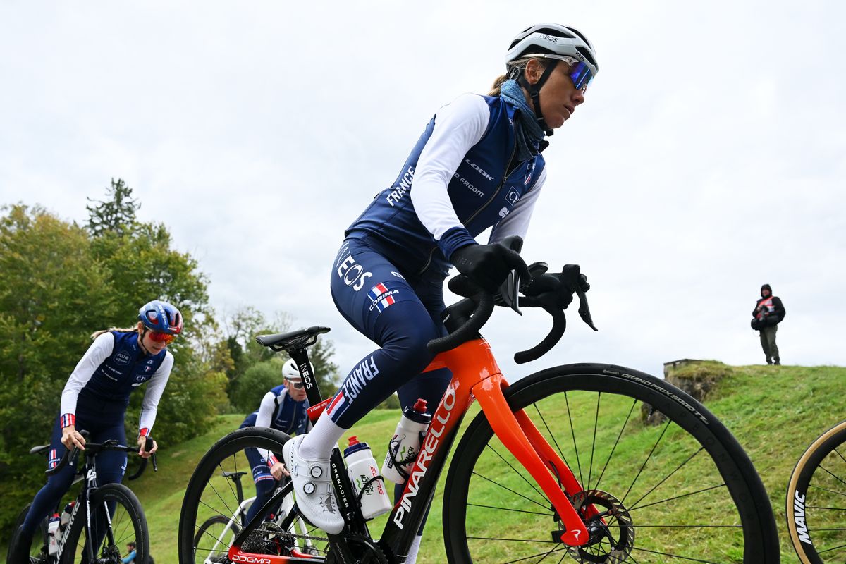 Pauline Ferrand-Prévot saluda el "final y el comienzo" de su carrera mientras se lanza a la carretera
