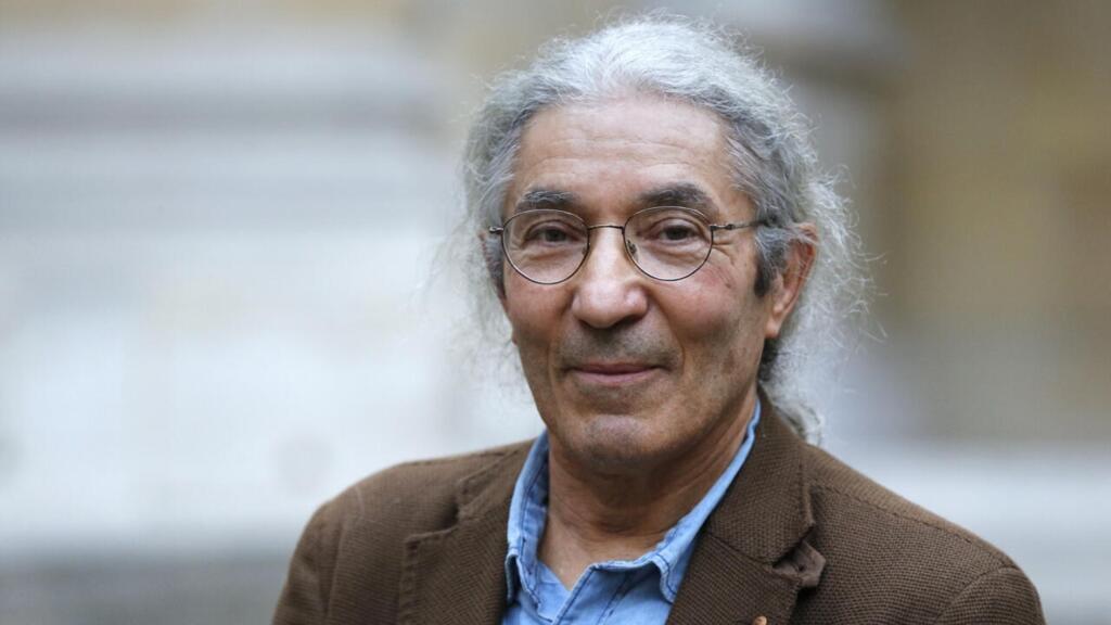 Preocupación en Francia por la suerte del premiado escritor franco-argelino Boualem Sansal
