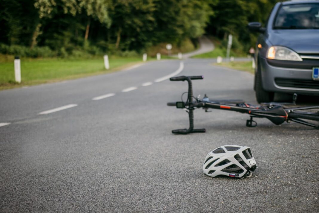 'Quiero volver a subirme a la moto pero tengo miedo': Tras ser atropellado por tres conductores, un ciclista ya está harto
