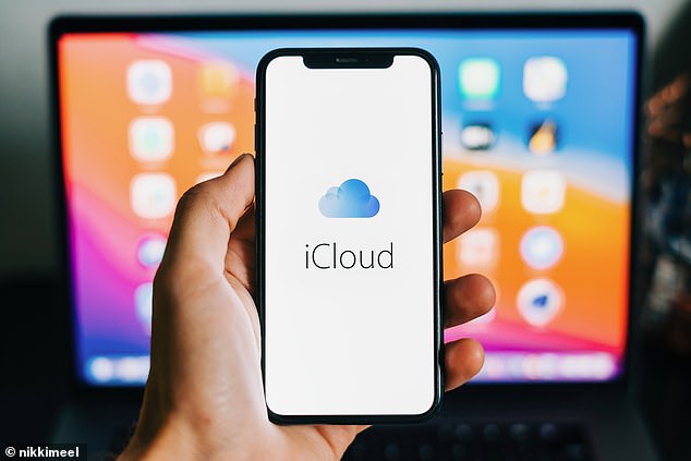 iCloud, que comienza desde 99p por mes, almacena y sincroniza tus datos en todos tus dispositivos, ya sean fotos, vídeos o documentos.