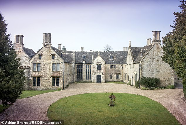 En la foto, Chavenage House en Tetbury, Gloucestershire, donde se filmó Rivals.