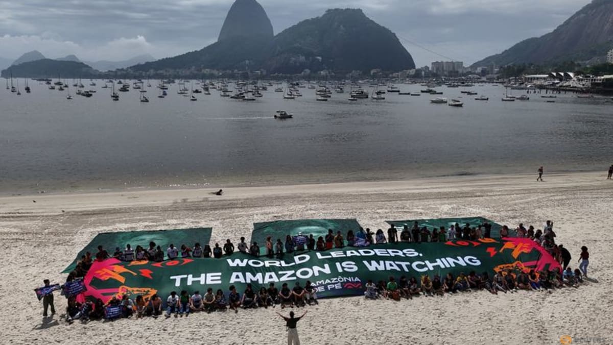 Tropas y vehículos blindados protegen la cumbre del G20, mientras las favelas defienden la energía solar
