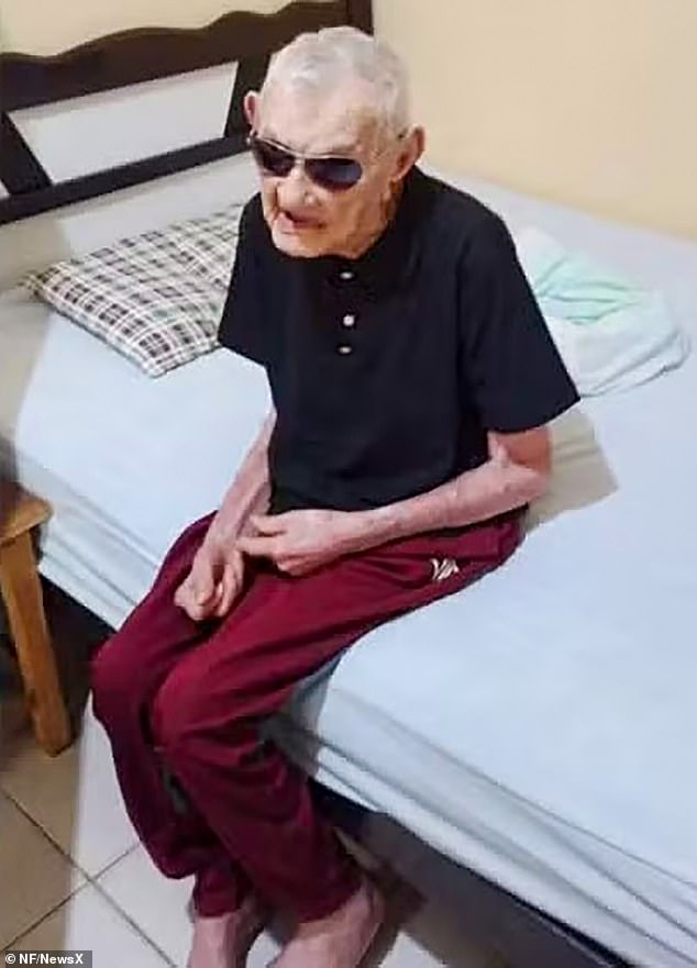 El excriador de cerdos brasileño Joao Marinho Neto se convirtió en el hombre más viejo del mundo con 112 años y 55 días.