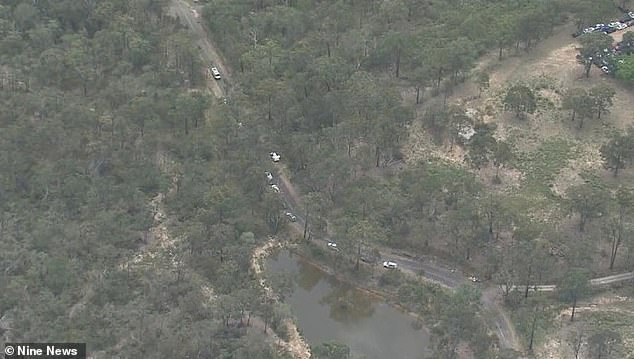 Un hombre ha sido arrestado por la muerte de un adolescente cuyo cuerpo fue encontrado en un matorral cerca de Wilton Park Road en Wilton (en la foto), en el suroeste de Sydney el sábado.