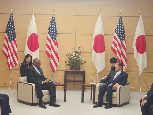 (LEAD) Ishiba mentions martial law aftermath in S. Korea; Austin appreciates PM&apos;s &apos;steady hand&apos;