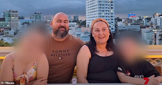 Ben Miller y Michelle Bodzsar (en la foto), ambos de 44 años, fueron acusados ​​de negligencia criminal y delitos de engaño. Miller compareció ante el Tribunal de Magistrados de Port Adelaide el viernes, donde se le concedió una libertad bajo fianza estricta.