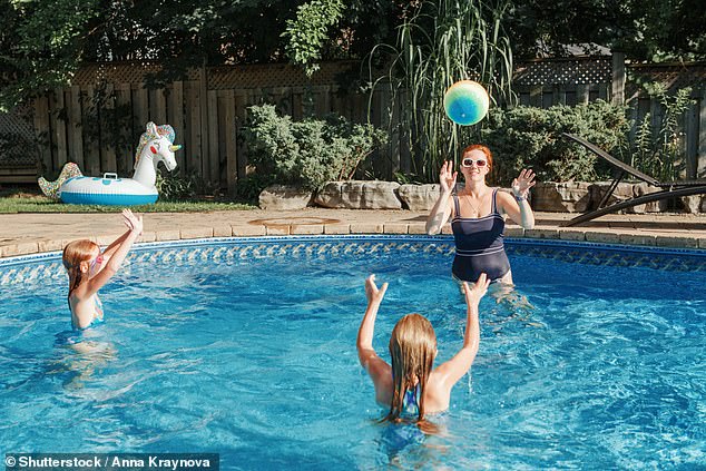 Las autoridades sanitarias han emitido una advertencia sanitaria urgente sobre una cuestión muy delicada: cuánto tiempo se debe evitar la piscina si se tiene diarrea. Imagen de archivo