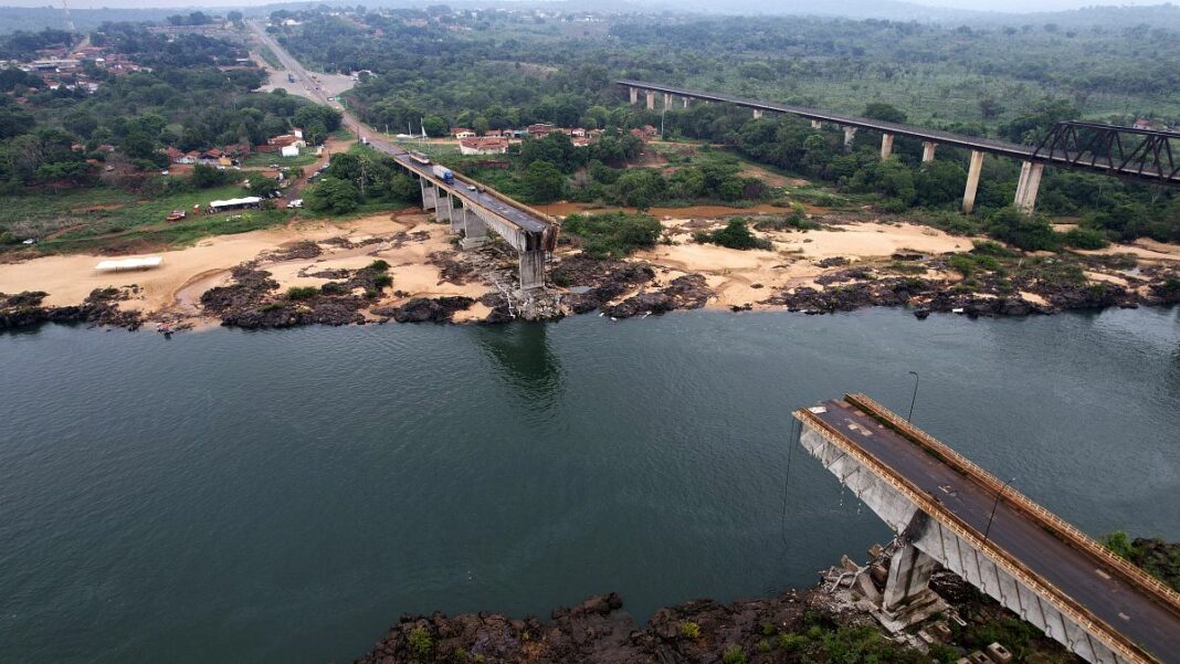 Al menos nueve muertos tras el derrumbe de un puente en el norte de Brasil
