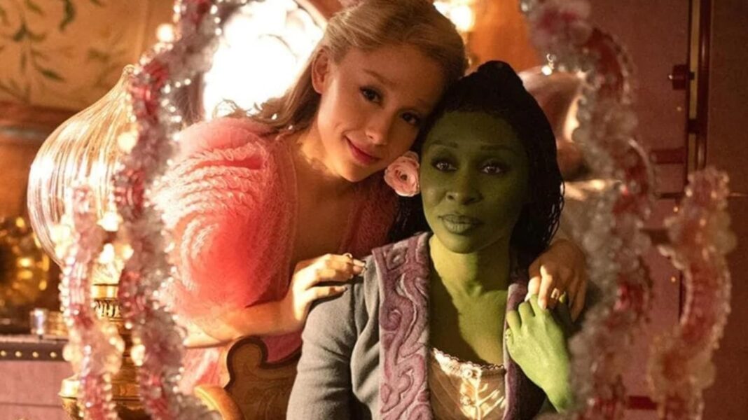 Ariana Grande pasó por el contrato de Wicked con Cynthia Erivo para asegurarse de que estuvieran 'alineados' juntos
