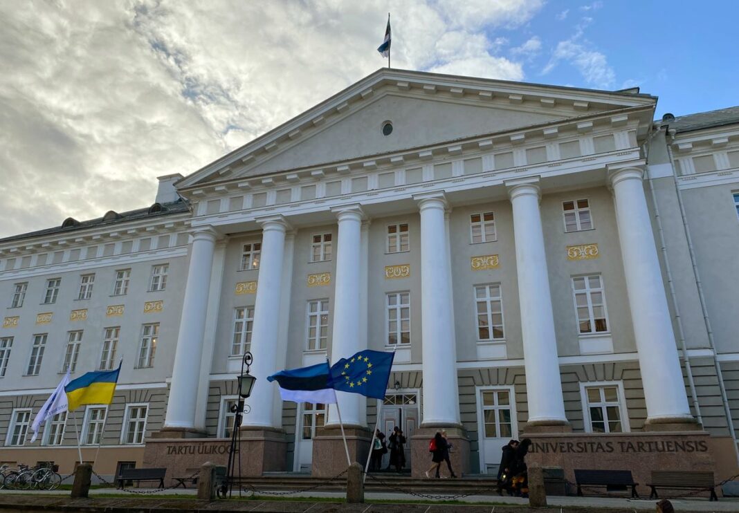 El Parlamento propone un proyecto de ley para permitir a los estudiantes varones viajar gratis desde Ucrania
