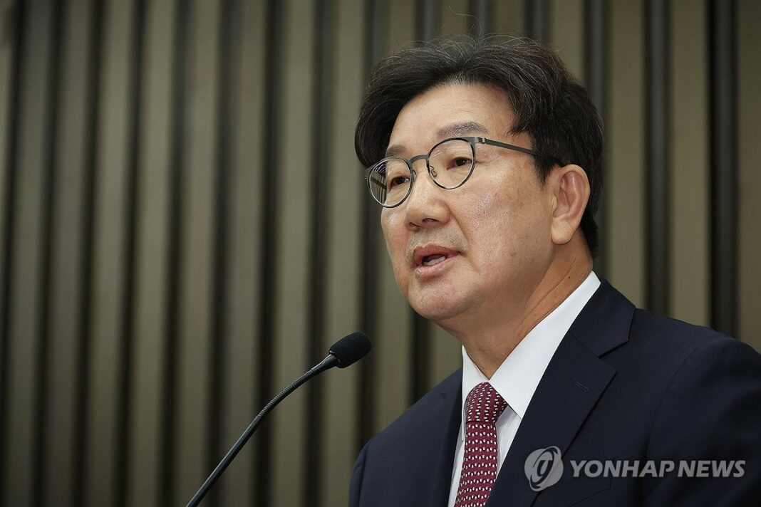 Ruling party elects pro-Yoon lawmaker as new floor leader amid martial law turmoil