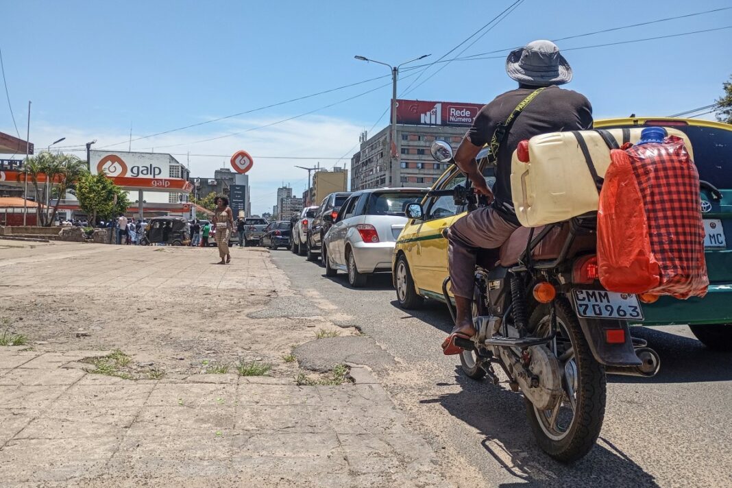 El presidente electo de Mozambique llama a la 