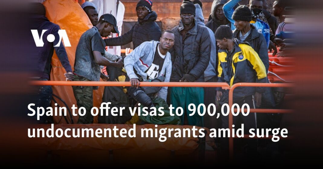 España ofrecerá visas a 900.000 inmigrantes indocumentados en medio de un aumento
