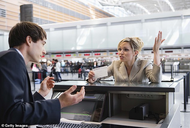 Air Canada es la última en introducir políticas de equipaje más estrictas mientras las aerolíneas continúan imponiendo tarifas adicionales