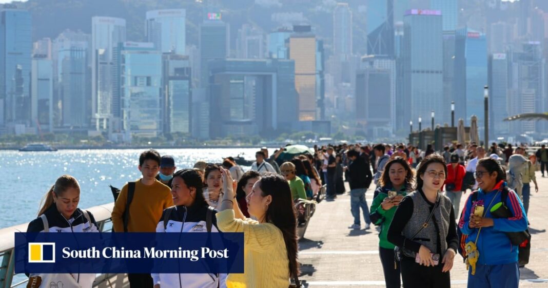 Hong Kong recibe este año a millones de visitantes procedentes de Filipinas
