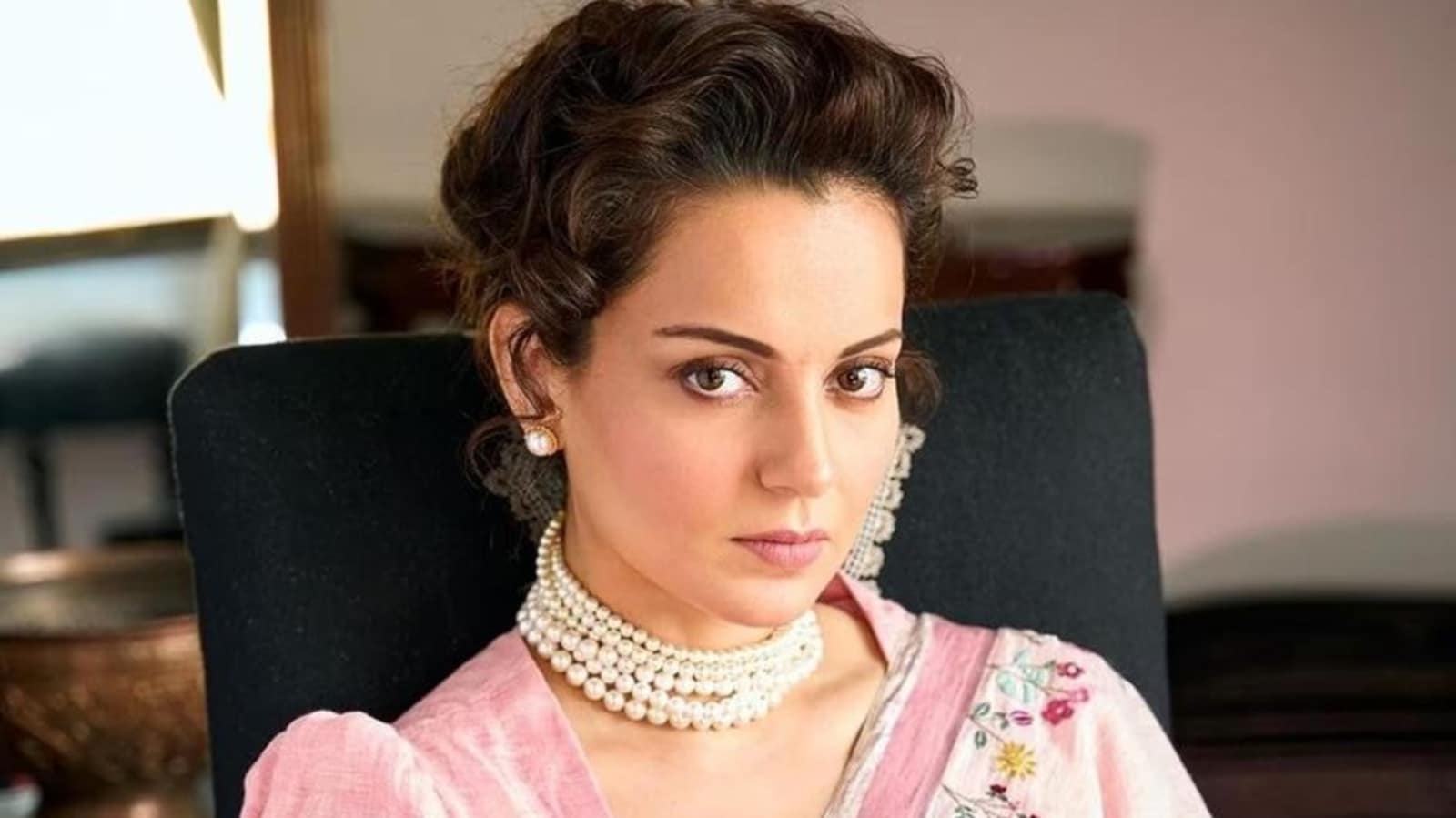 Kangana Ranaut explica por qué las películas del Sur eclipsan a las películas hindi: 'Bollywood corriendo tras abdominales, nena sexy, bicicleta'
