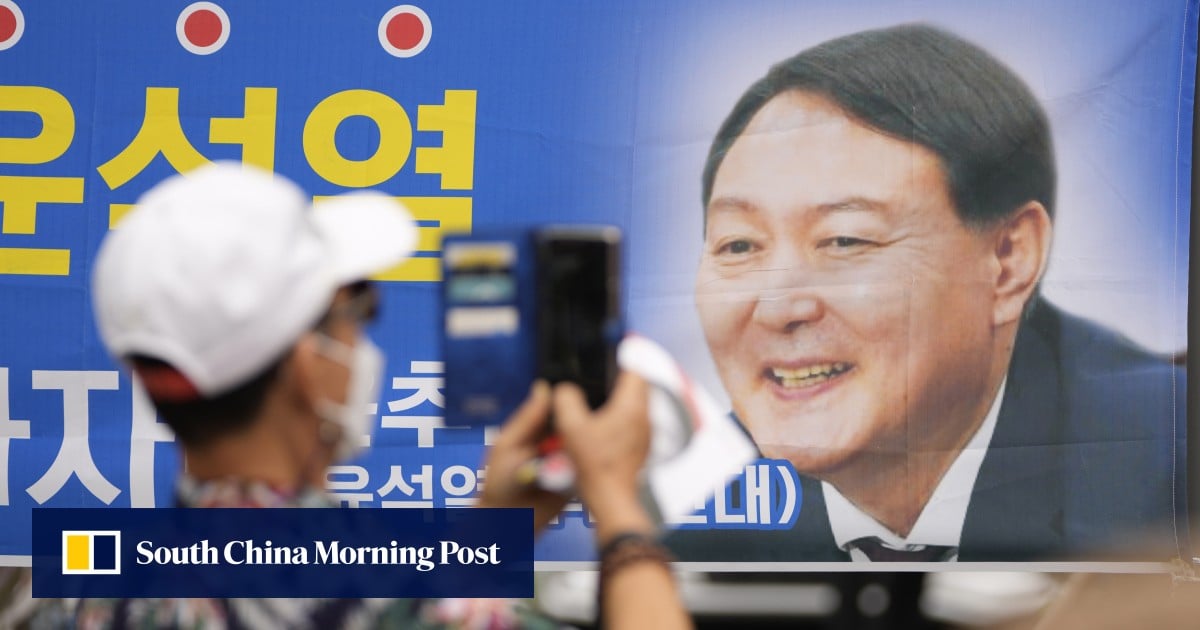 La caída de Yoon Suk-yeol: de la estrella en ascenso de Corea del Sur al impeachment
