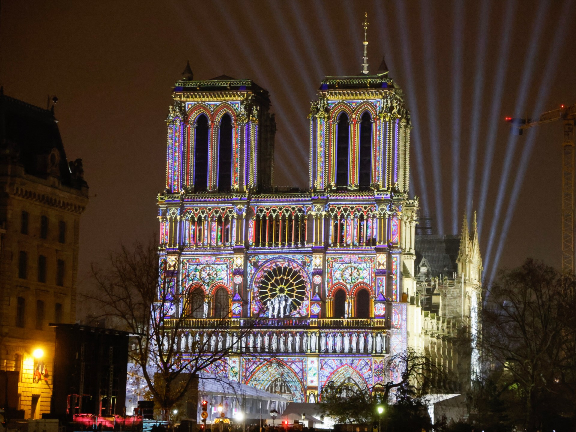 La catedral de Notre Dame reabre cinco años después del devastador incendio
