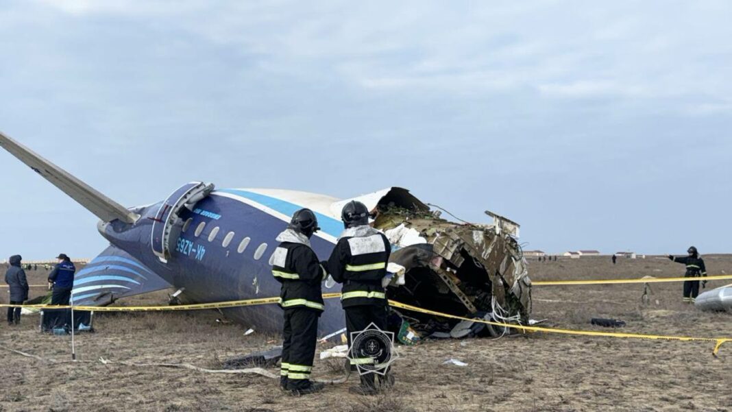 La defensa aérea rusa pudo haber derribado el avión azerbaiyano, dicen los medios
