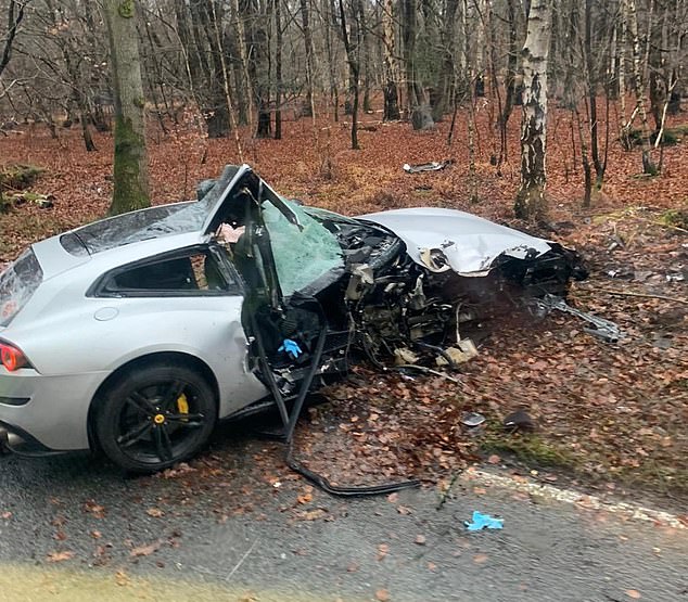 Han aparecido fotos de un Ferrari destrozado que, según se informa, muestran las consecuencias del accidente.