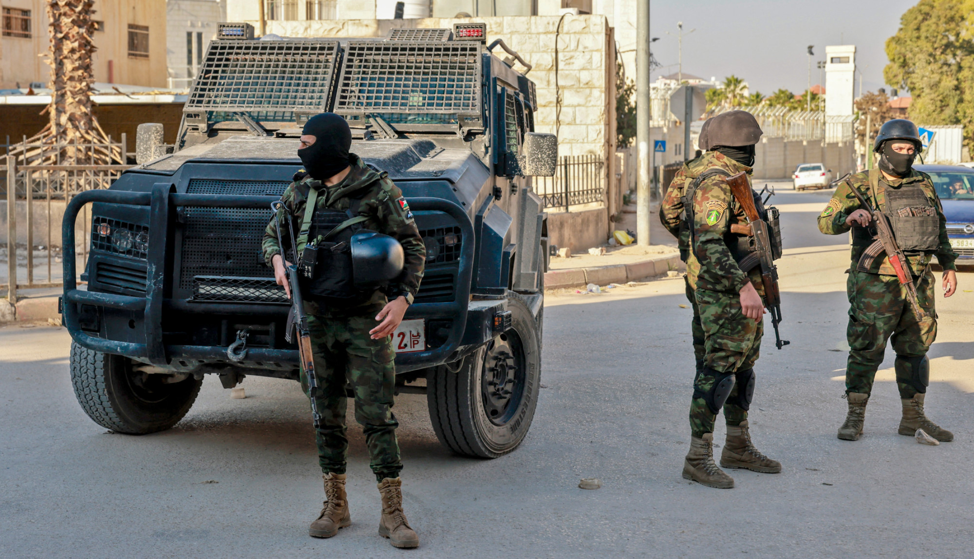 La policía de la Autoridad Palestina mata a un destacado combatiente de la resistencia de Jenin 
