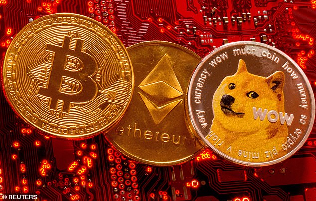 Bitcoin, Ethereum y Dogecoin