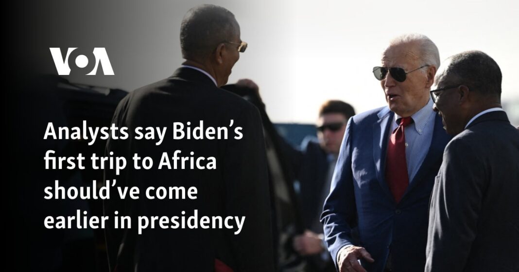 Los analistas dicen que el primer viaje de Biden a África debería haber llegado antes en la presidencia 
