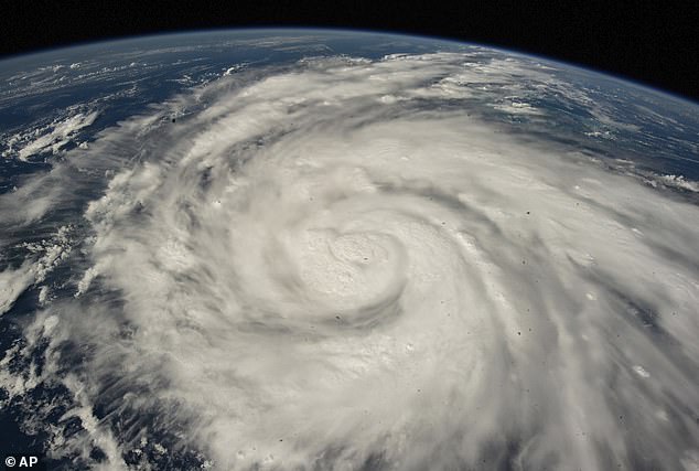 Una tormenta 'ultraintensa de categoría 6' desataría vientos de 192 millas por hora o más y un aumento del nivel del agua del mar de más de 25 pies. Si bien se trata de un fenómeno meteorológico teórico, los expertos lo llamaron 