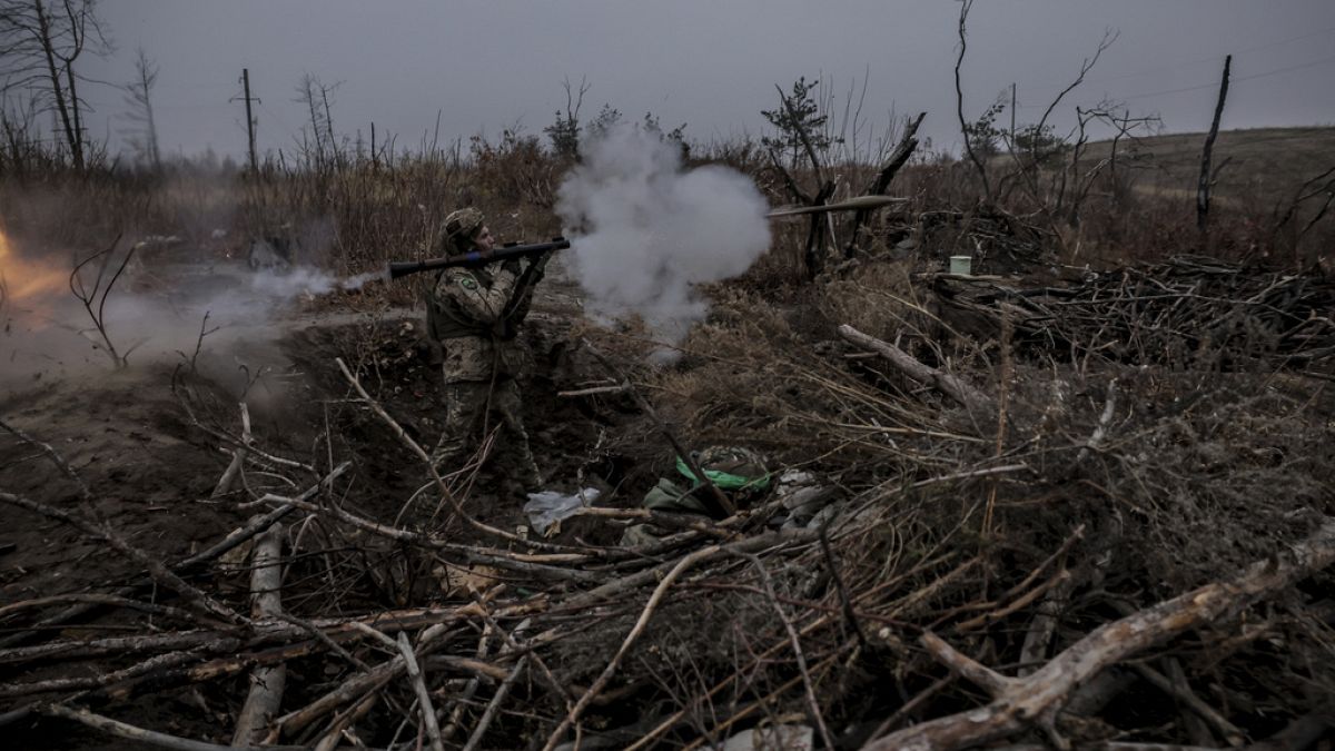 Moscú dice que sus fuerzas han liberado dos ciudades en la región de Donetsk
