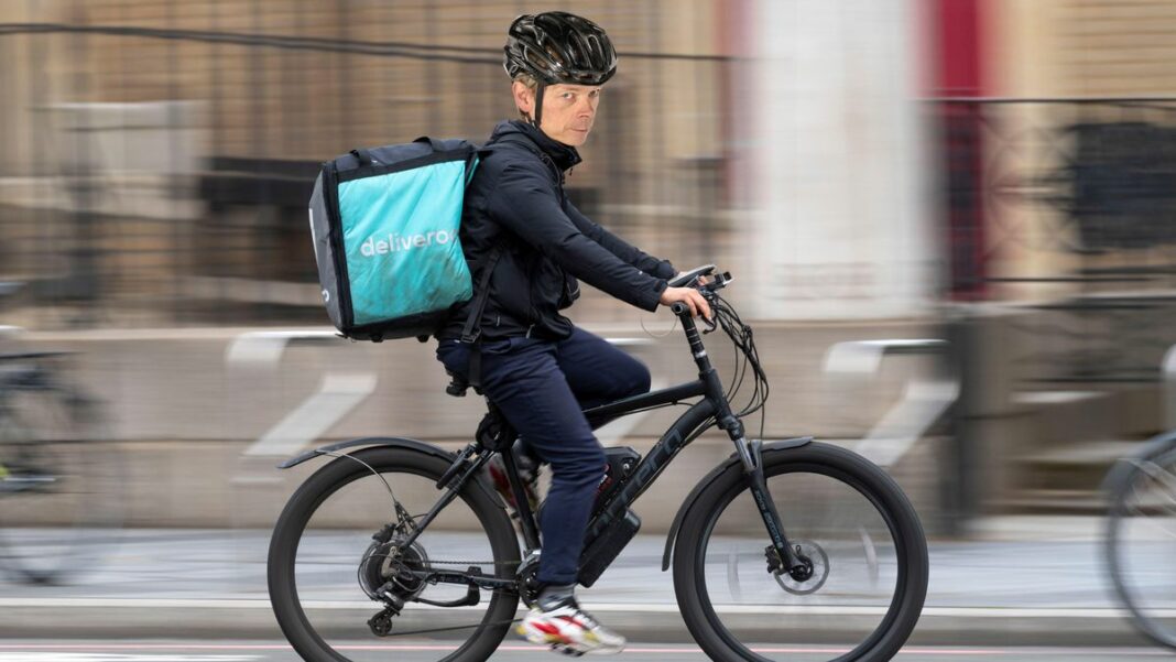 Nadie que compra estas bicicletas eléctricas piensa pedalear mucho
