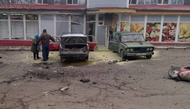 Tres personas resultaron heridas cuando los rusos atacaron con un dron Novovorontsovka en la región de Kherson
