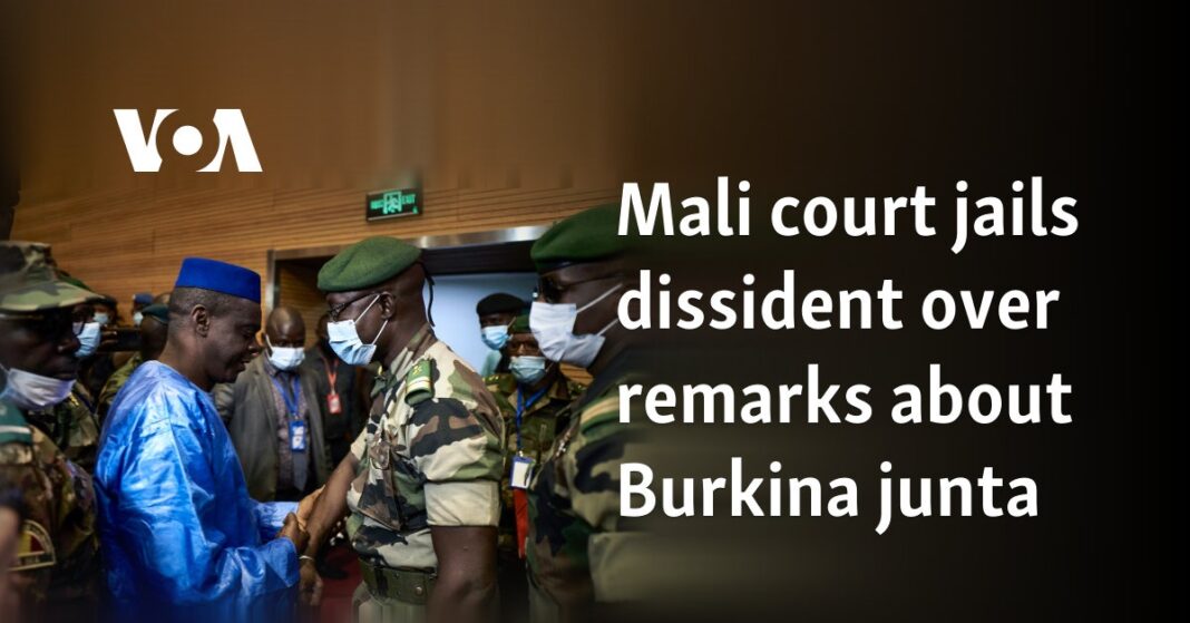 Tribunal de Malí encarcela a disidente por comentarios sobre la junta militar de Burkina Faso
