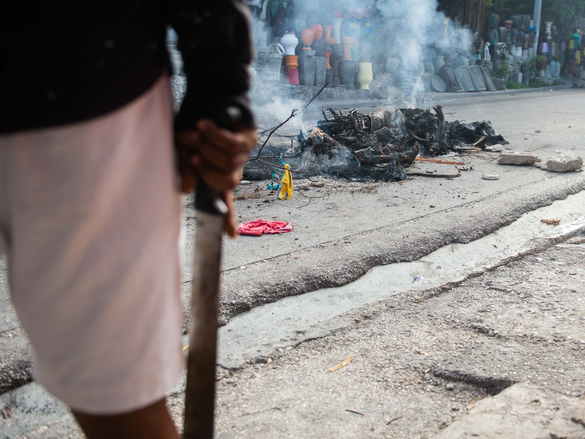 Una pandilla haitiana mató a 110 personas por acusación de brujería, dice un grupo de derechos humanos
