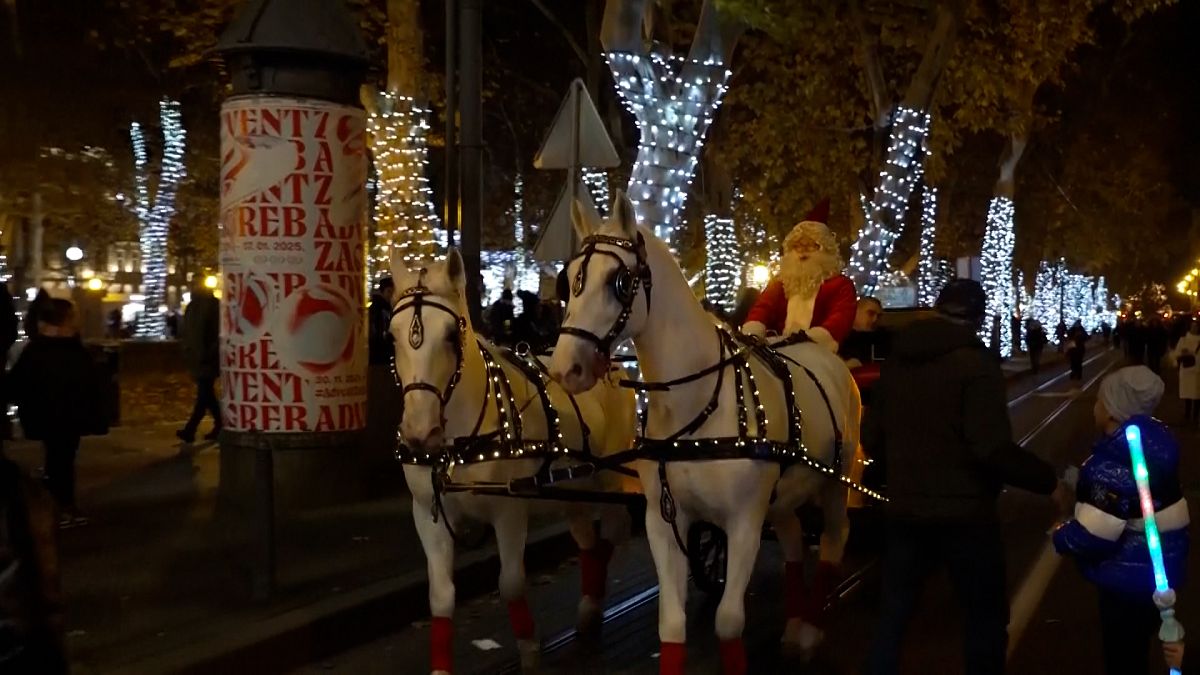 Video. Zagreb se ilumina de Navidad con el Festival de Adviento
