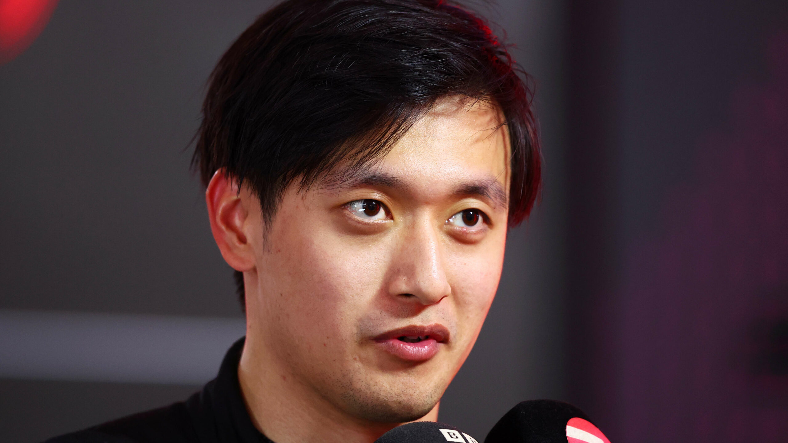 Zhou Guanyu se sincera sobre el 'alivio' de anotar los primeros puntos de Kick Sauber en 2024 en Qatar después de una 'temporada agotadora'
