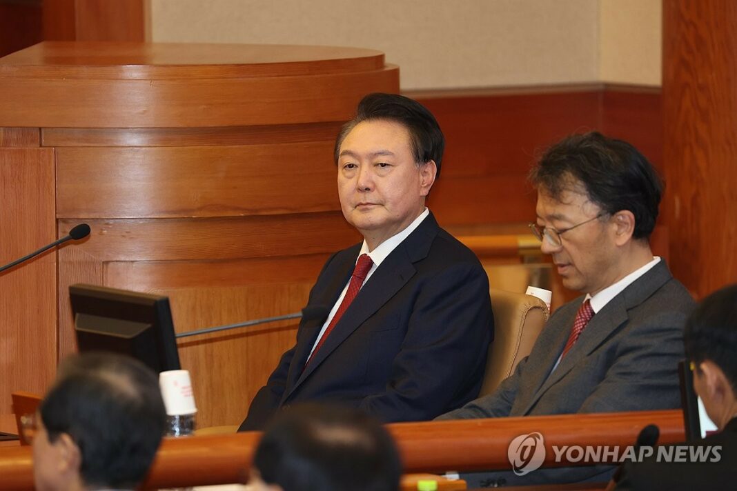 (2nd LD) Yoon tells court he has lived with 'belief in liberal democracy'