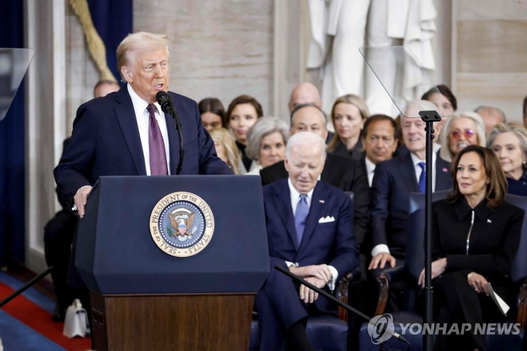 (4th LD) (Trump Inauguration) Trump returns to White House with renewed vow to 'put America first'