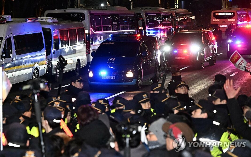 (5th LD) Court hearing on potential arrest warrant for Yoon ends after 5 hours