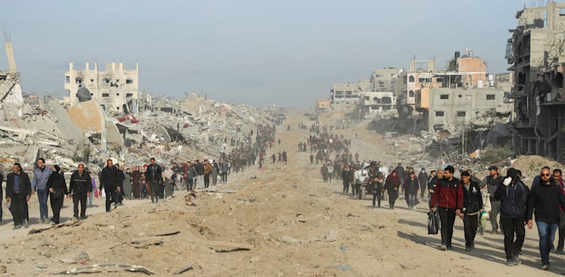 Displaced Palestinians in Khan Younis credit: Reuters Khalil Ramzi