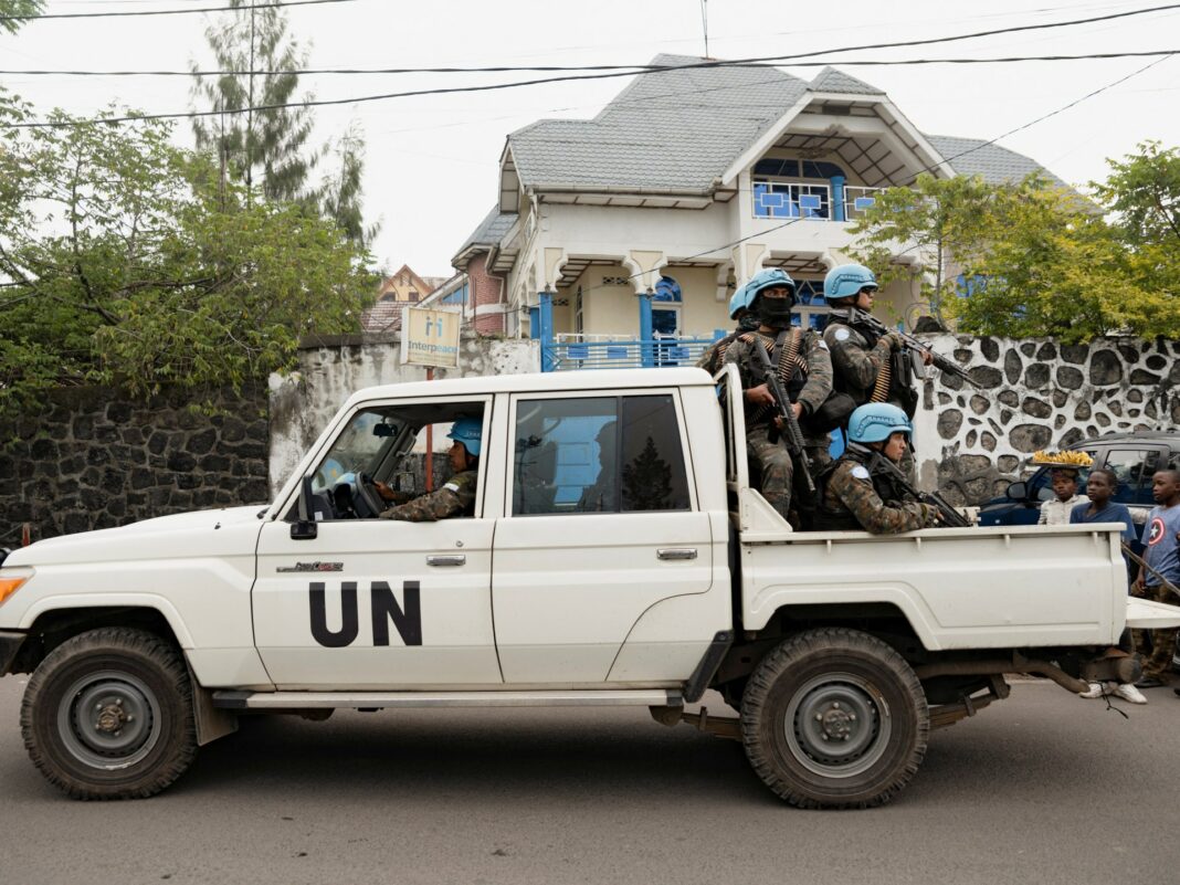 Al menos 12 cascos azules muertos en combates en el este de la República Democrática del Congo
