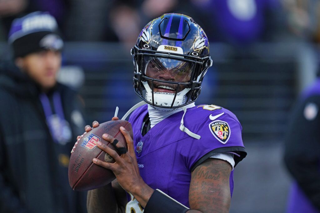 Analista de la NFL predice que los Ravens emparejarán al QB Lamar Jackson con un receptor abierto superestrella descontento de $ 90 millones
