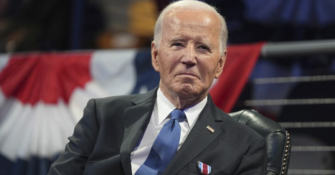 Biden establece un récord de indultos y conmutaciones presidenciales con la última ronda de indultos para 2.500 sentencias por drogas
