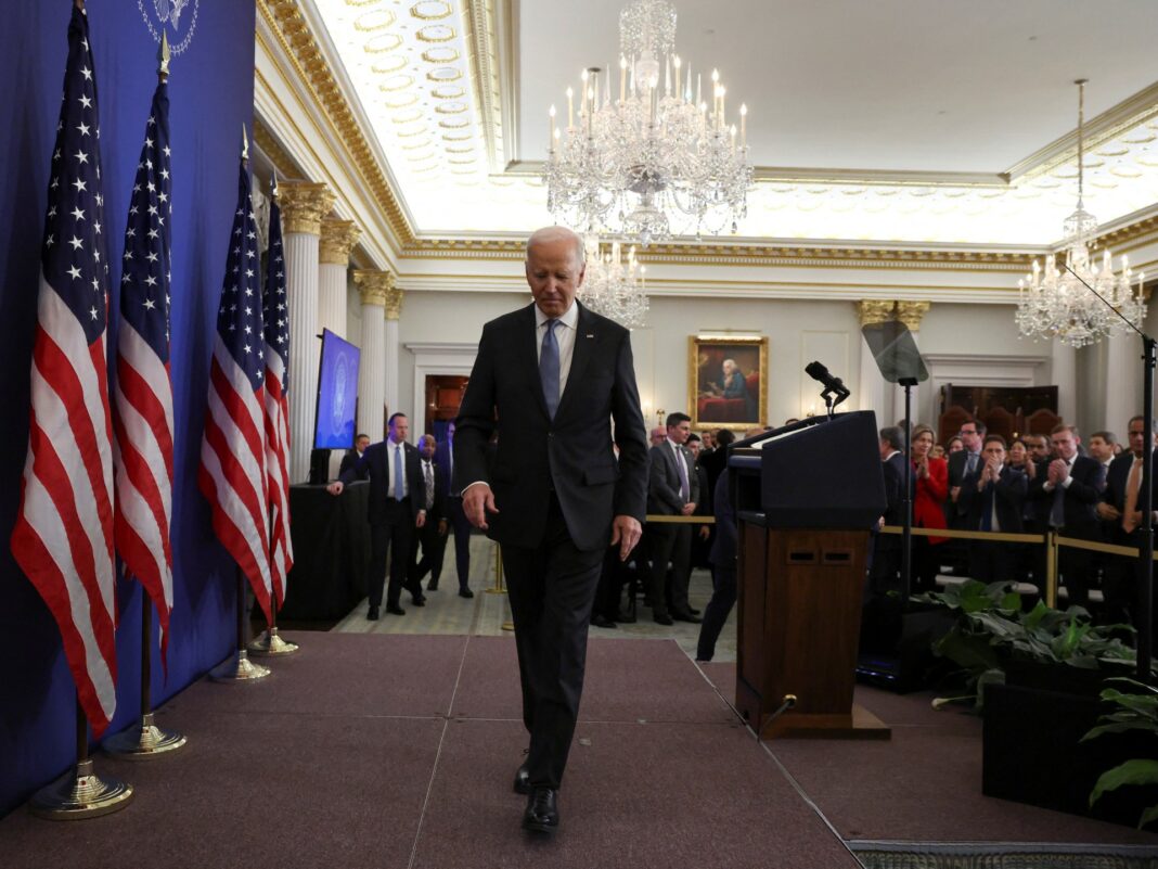 Biden pronuncia su discurso final sobre política exterior mientras continúan las conversaciones sobre el alto el fuego en Gaza
