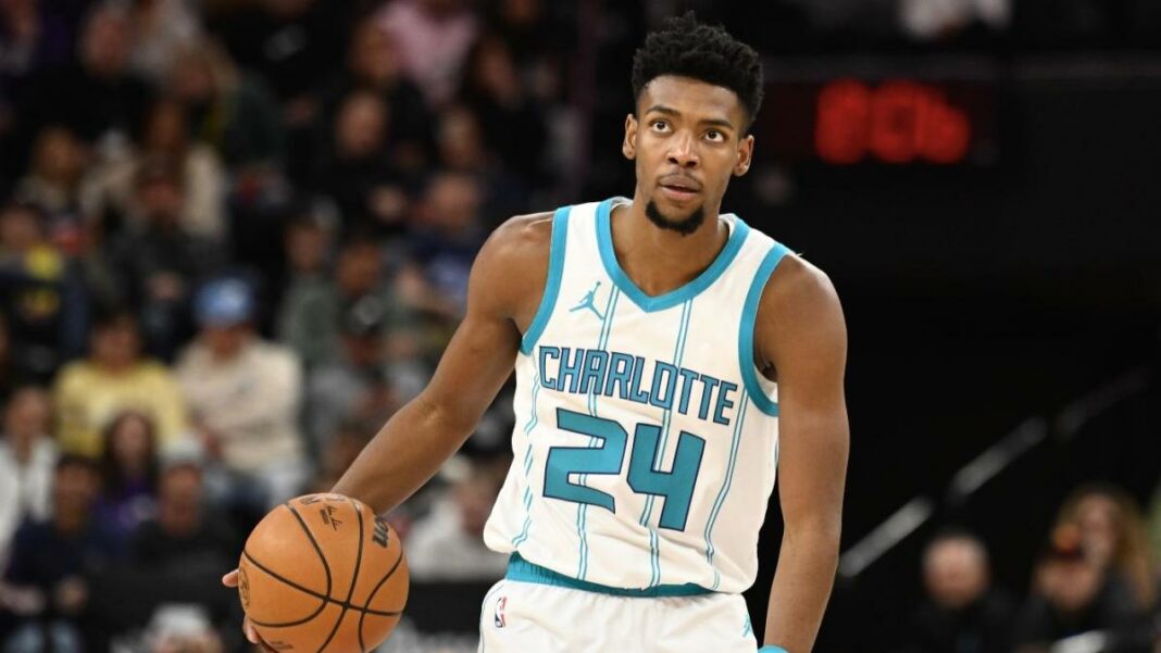 Brandon Miller de los Hornets está fuera indefinidamente con un ligamento roto en la muñeca, lo que al menos ayuda al esfuerzo del tanque de Charlotte
