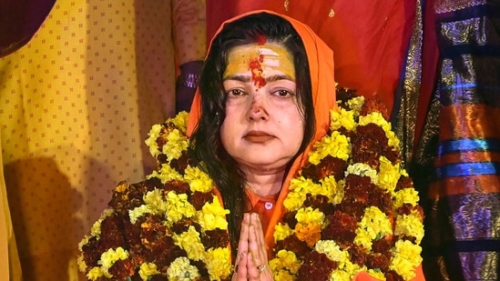 Mamta Kulkarni protagonizó muchas películas antes de ser consagrada como mahamandaleshwar.