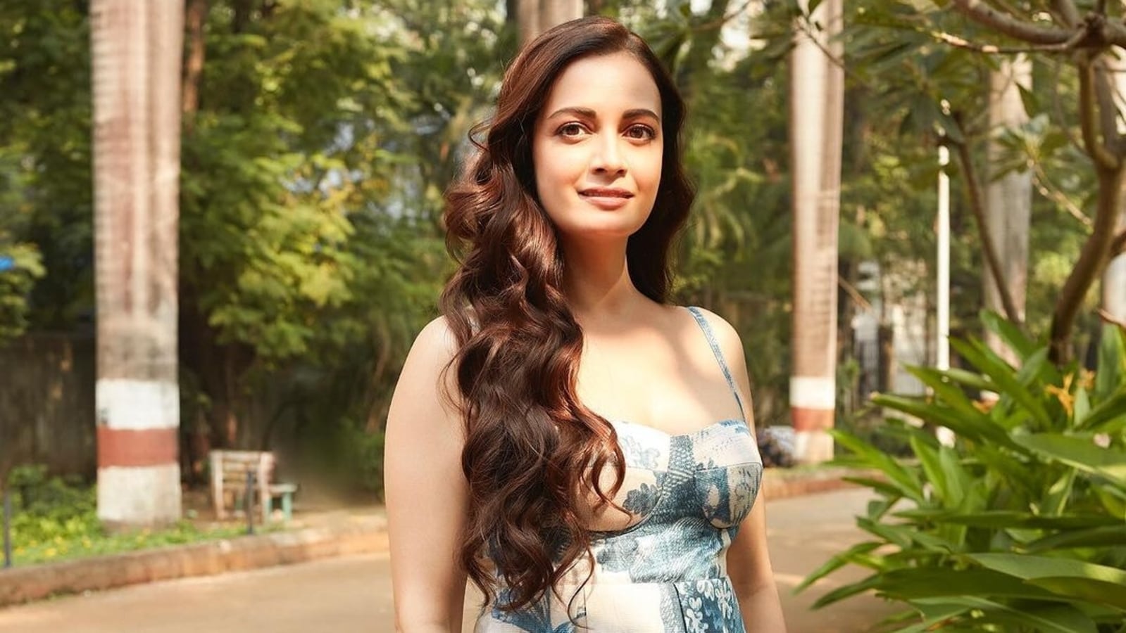 Dia Mirza insta a Maharashtra CM Devendra Fadnavis a abordar la contaminación del aire en Mumbai: 'Apelar a usted como madre'
